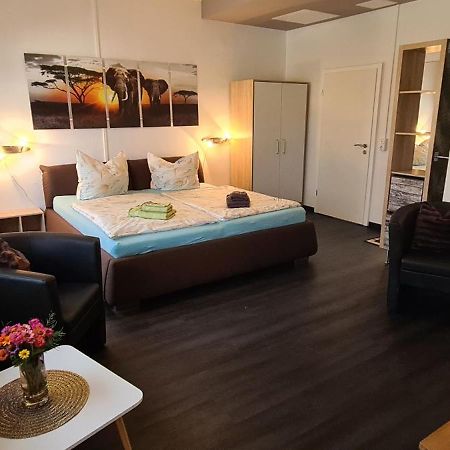 Gaesteappartements "Purefitness" Am Elberadweg In 坦哲蒙 客房 照片