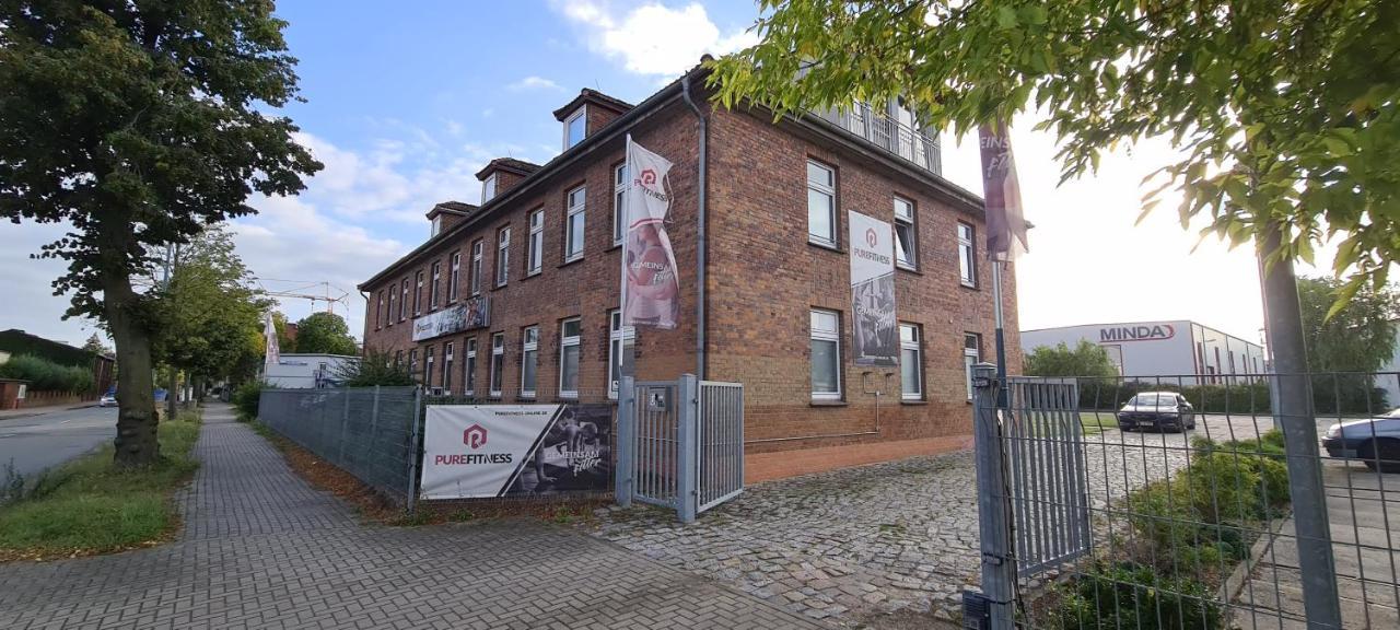 Gaesteappartements "Purefitness" Am Elberadweg In 坦哲蒙 外观 照片